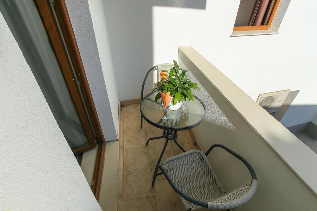 Hotel Hana Mostar Bagian luar foto