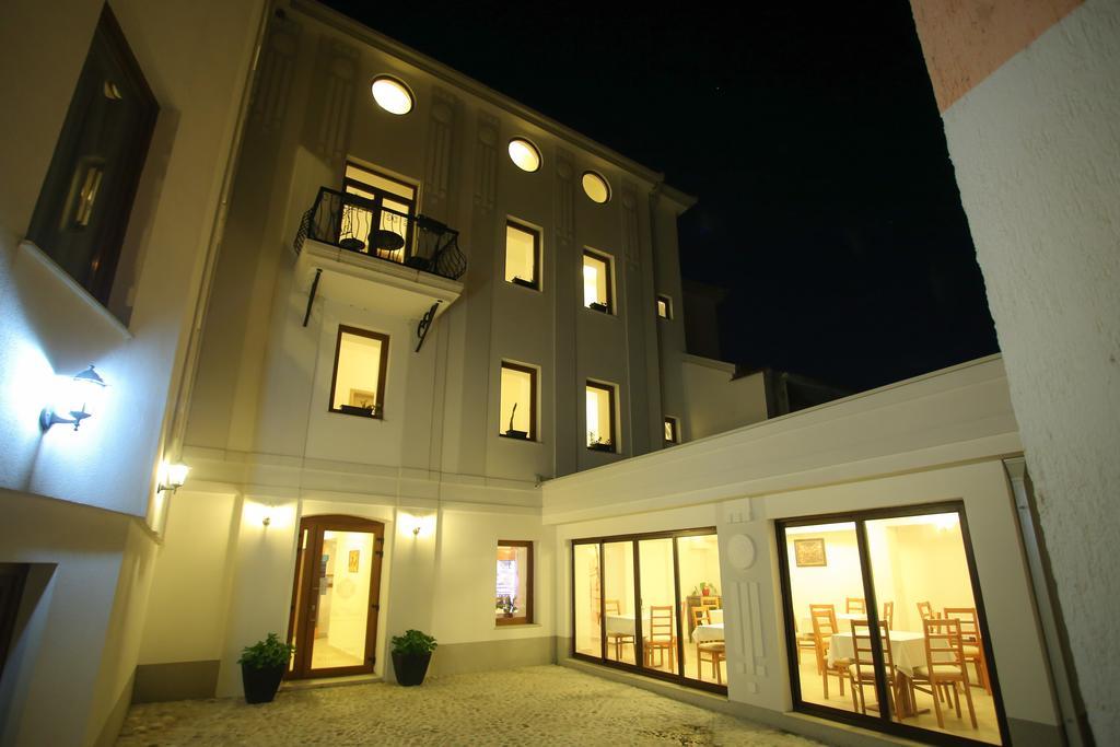 Hotel Hana Mostar Bagian luar foto