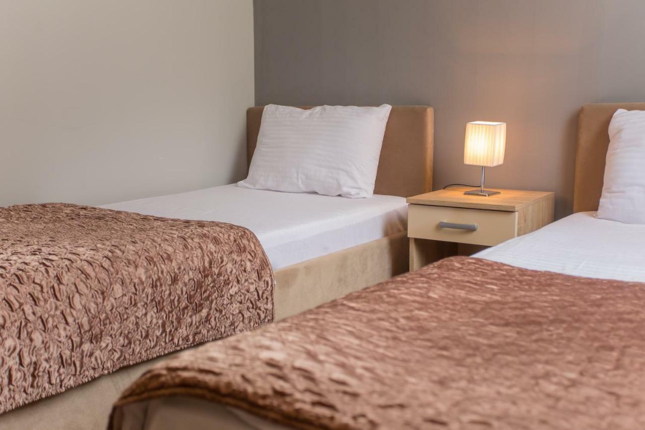 Hotel Hana Mostar Bagian luar foto