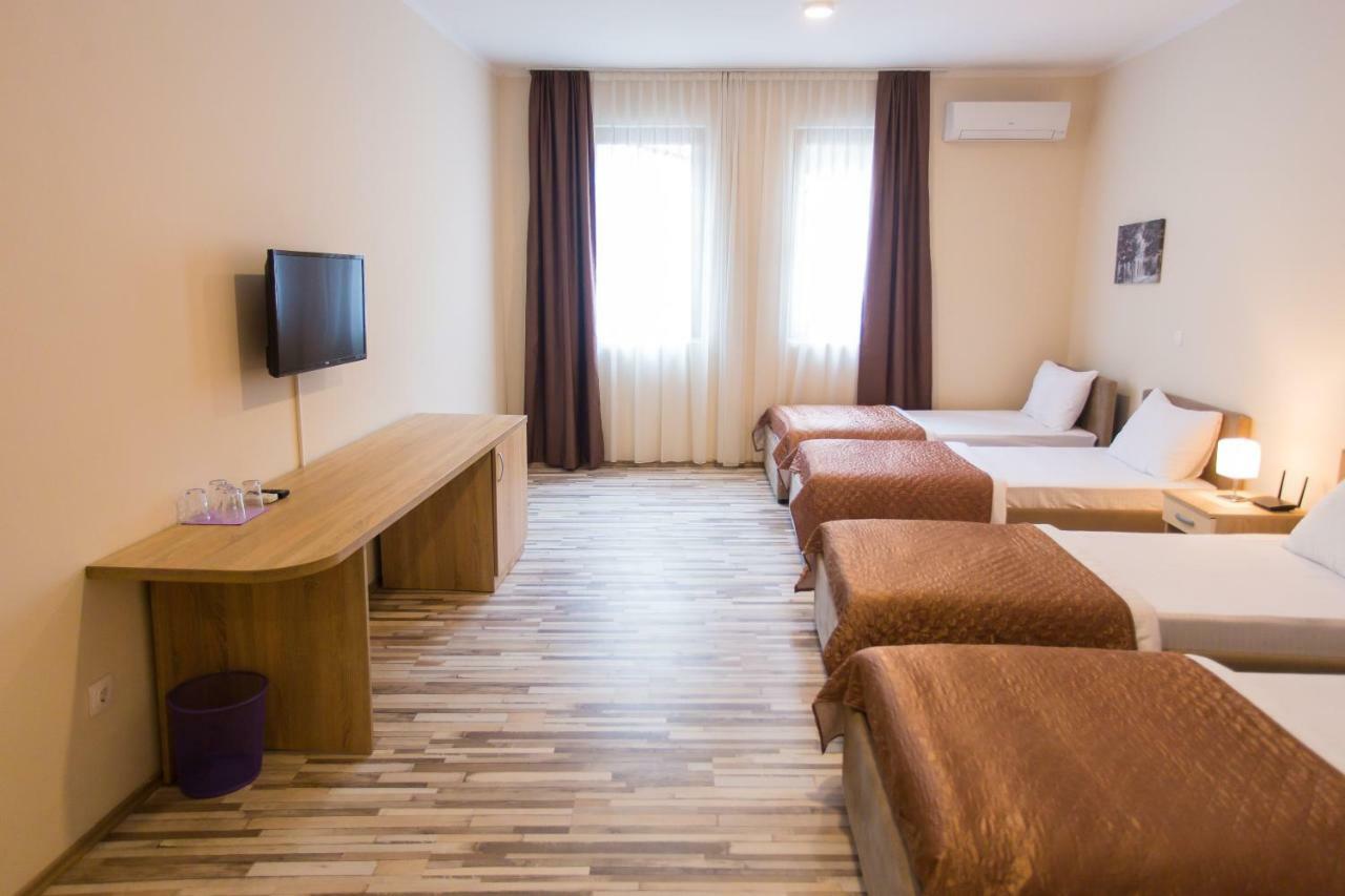 Hotel Hana Mostar Bagian luar foto